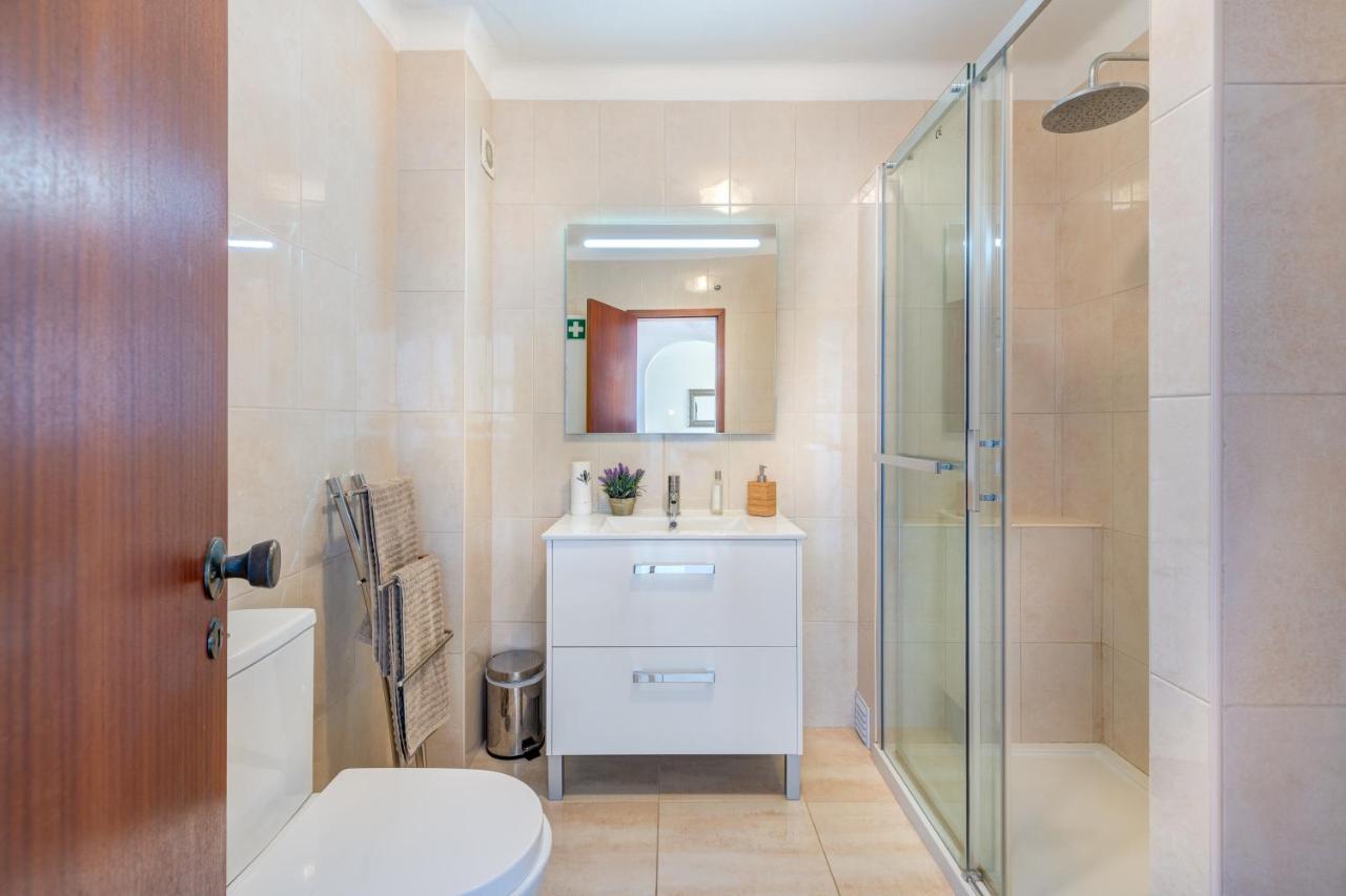 Algarsun - Idealy Situated Holiday Apartment With All Modern Comfort Albufeira Kültér fotó