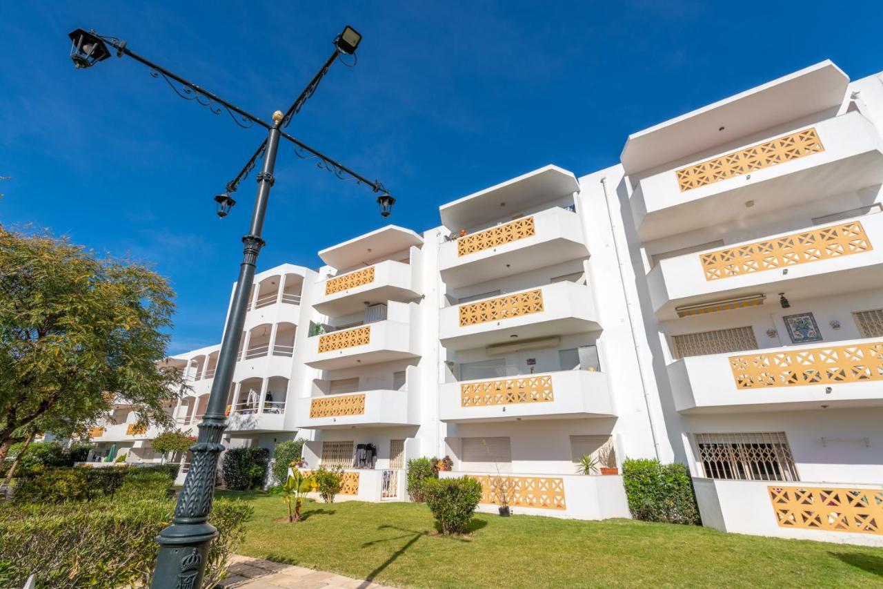 Algarsun - Idealy Situated Holiday Apartment With All Modern Comfort Albufeira Kültér fotó