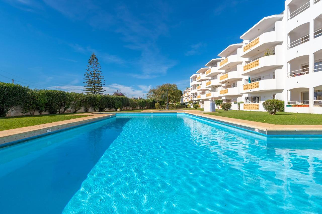 Algarsun - Idealy Situated Holiday Apartment With All Modern Comfort Albufeira Kültér fotó
