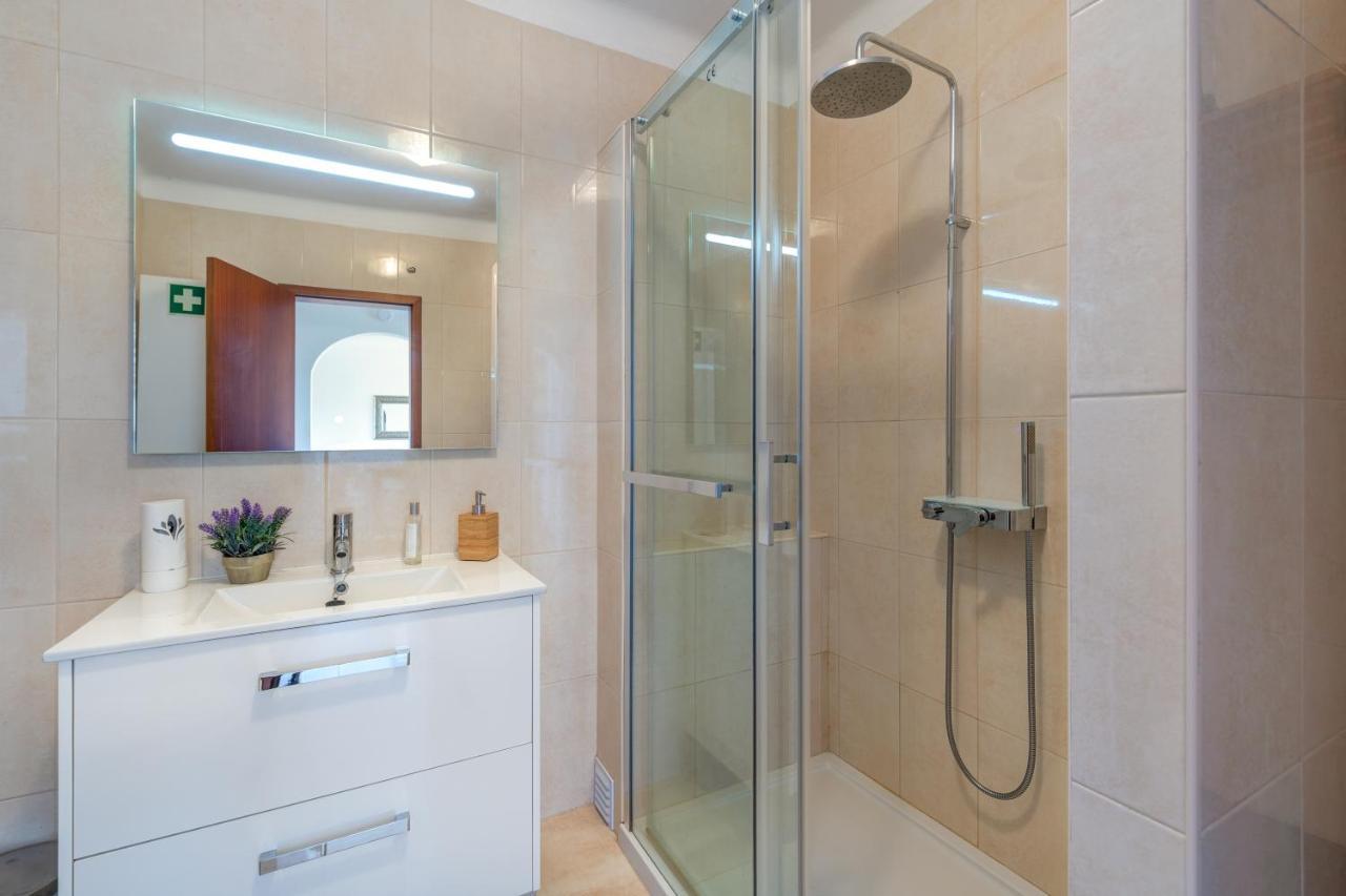 Algarsun - Idealy Situated Holiday Apartment With All Modern Comfort Albufeira Kültér fotó